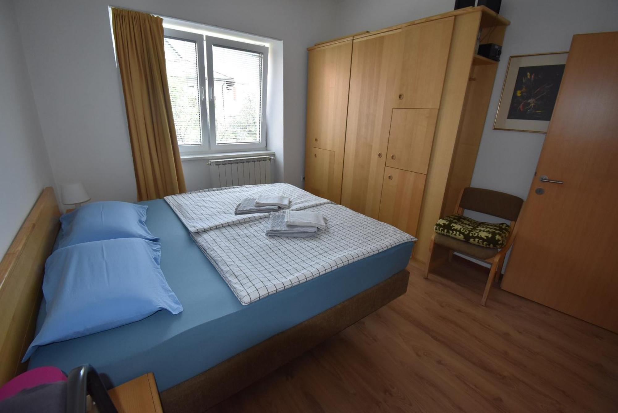 Apartments Free Alps, Massage & Wine Бовец Экстерьер фото