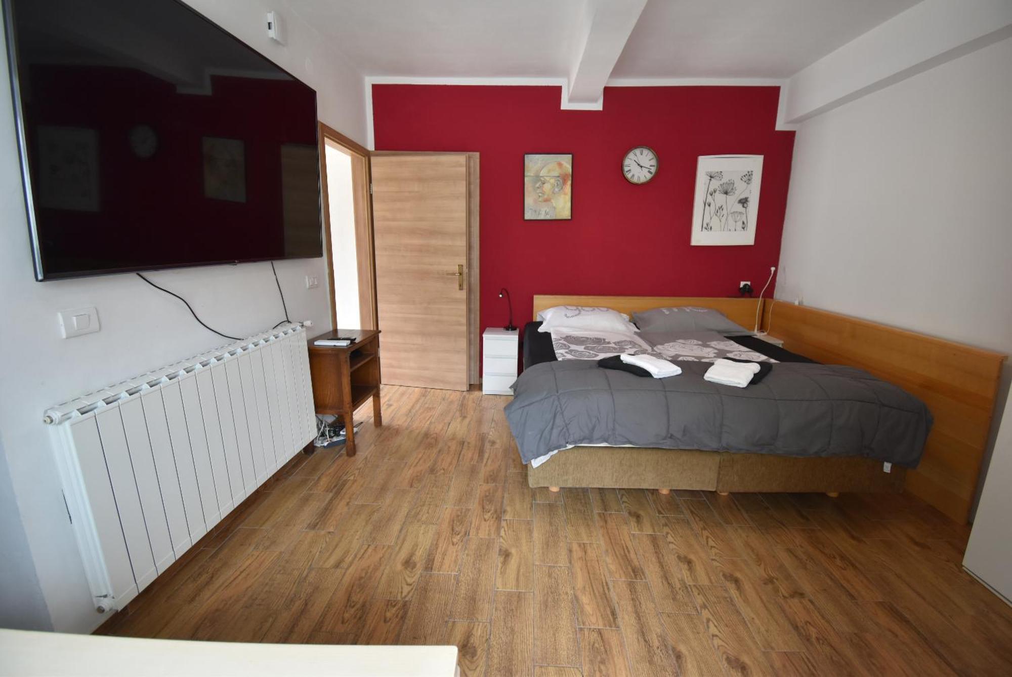 Apartments Free Alps, Massage & Wine Бовец Экстерьер фото